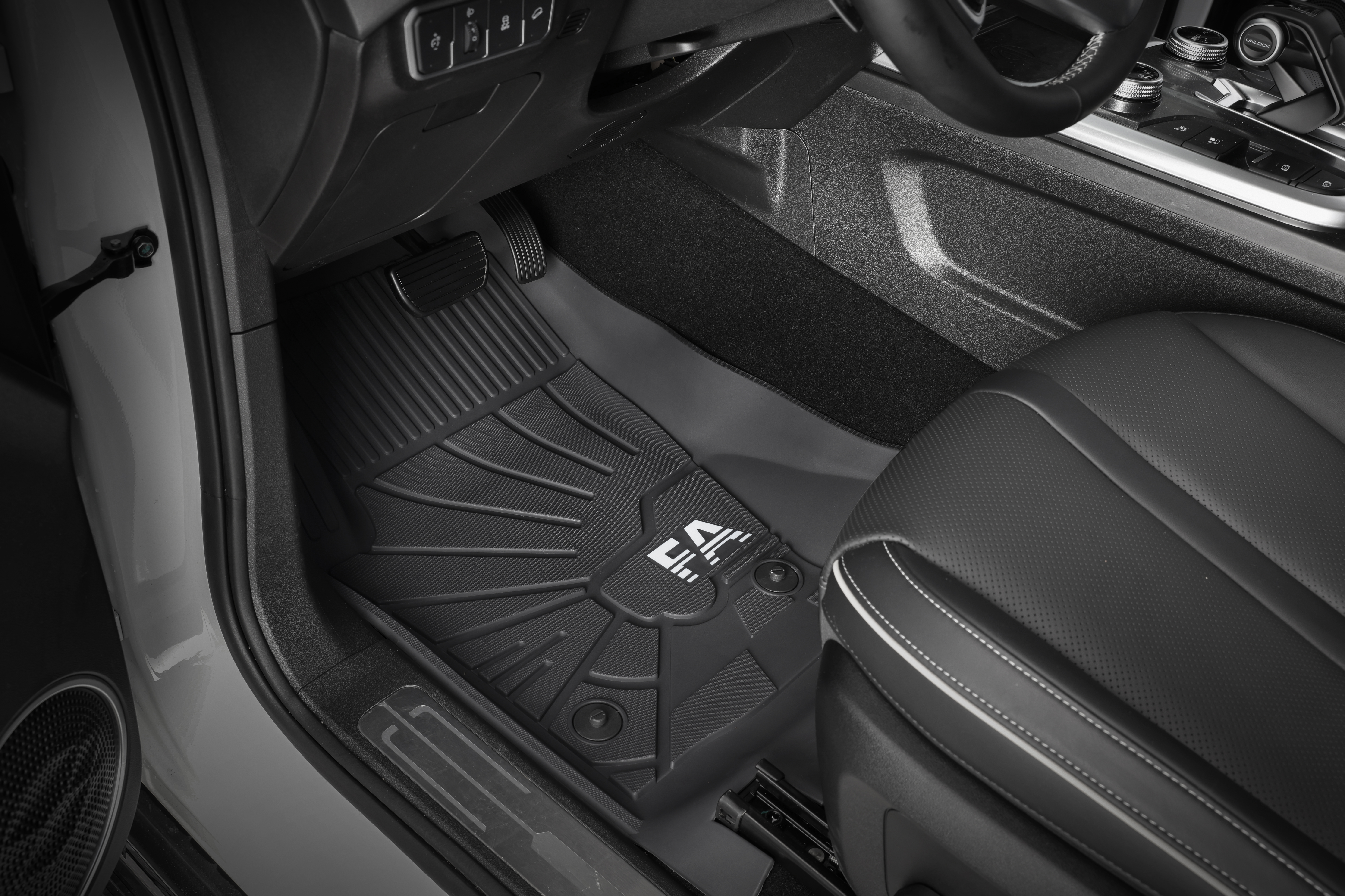 坦克脚垫安装视频